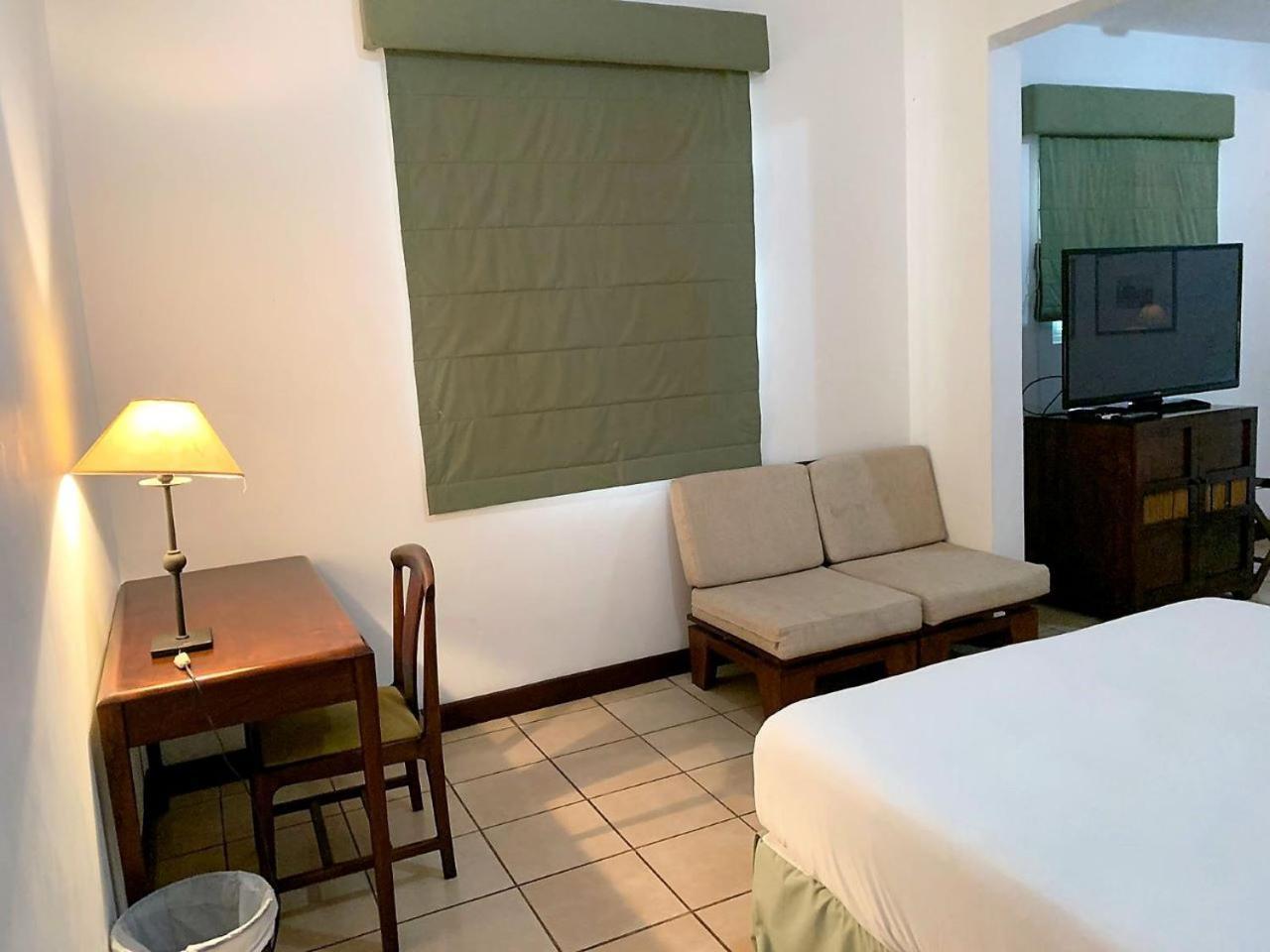 Hotel Casa Del Sol Managua Extérieur photo